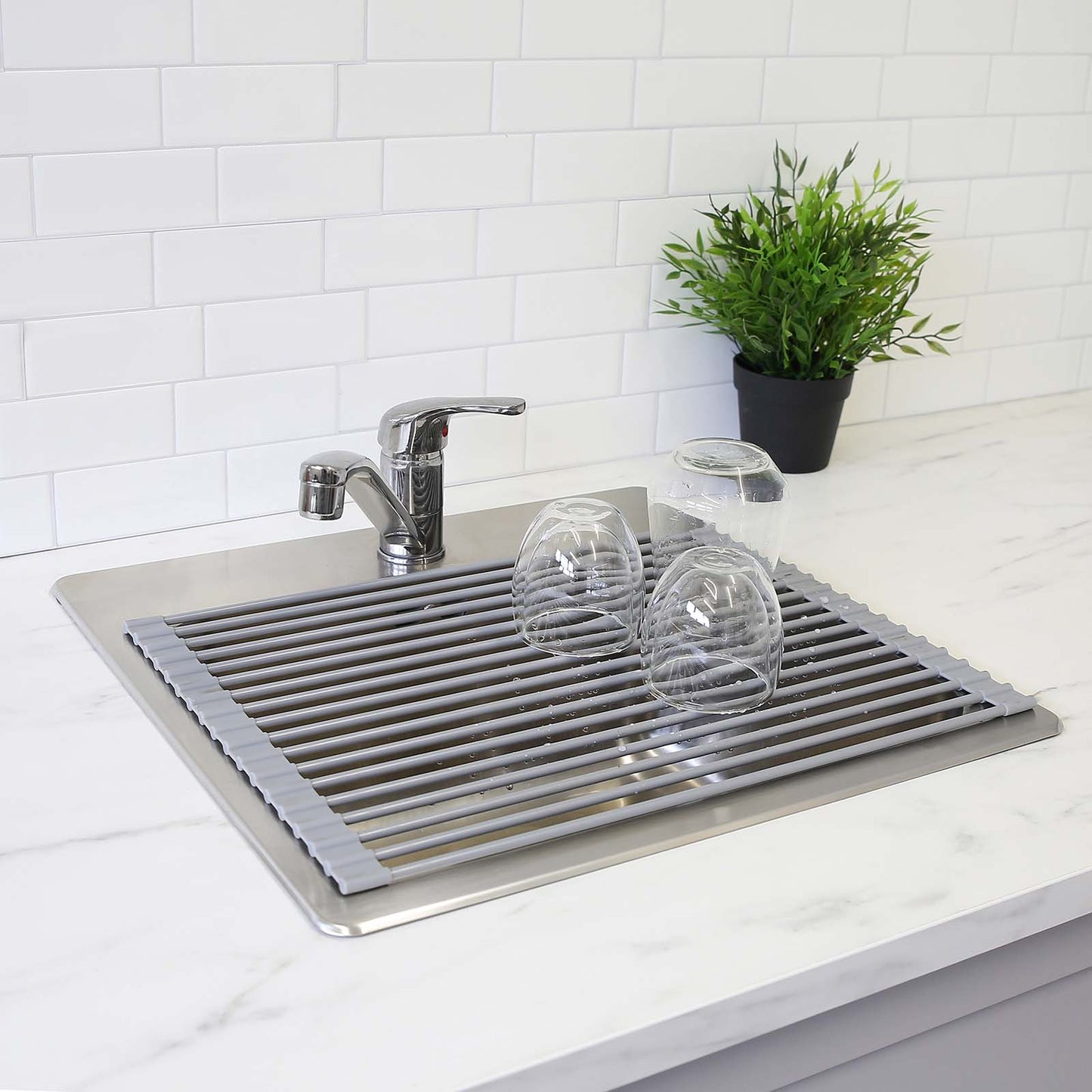 Roll Up Dish Drying Rack with Non-Slip Silicone