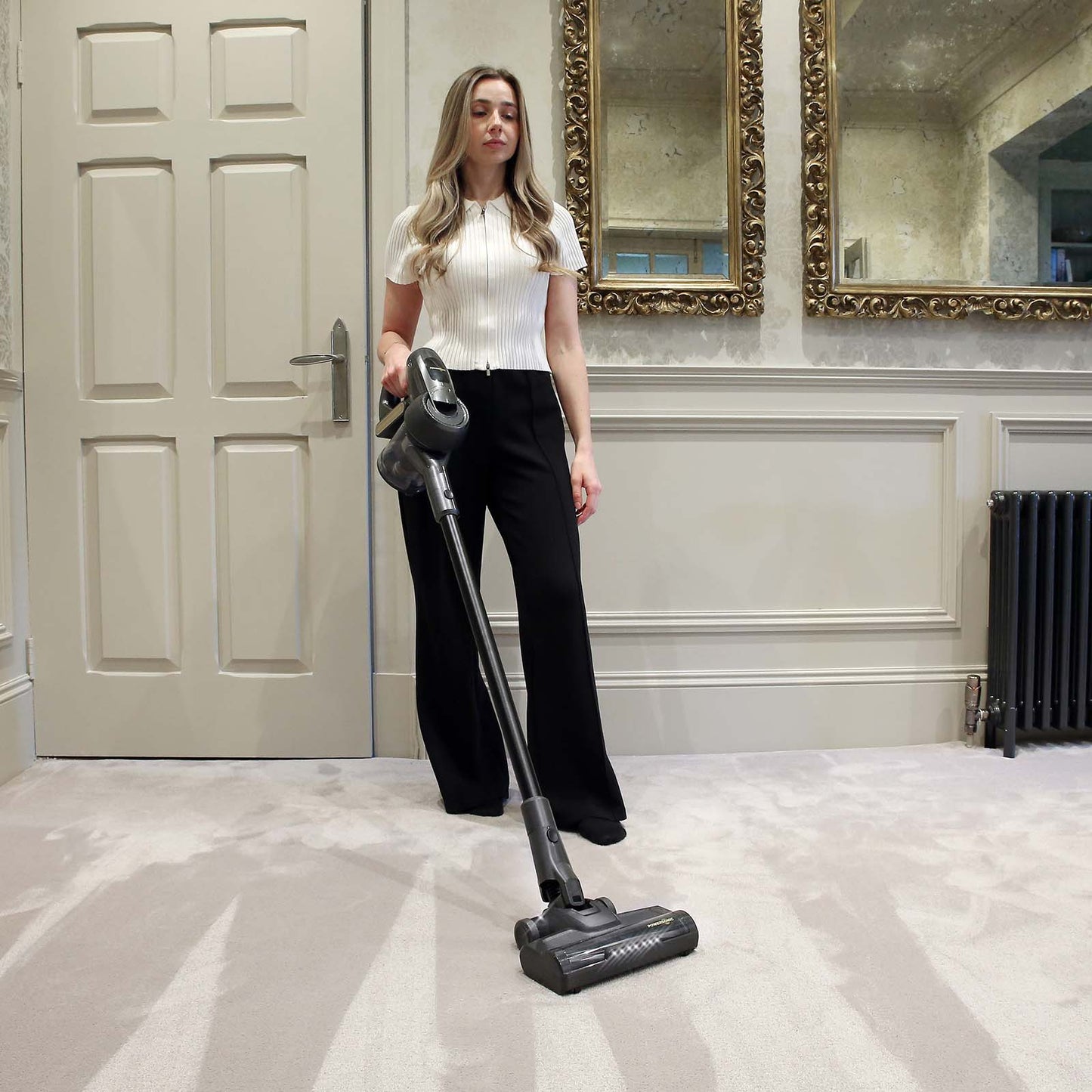 HH400 Cordless Handheld Vacuum Cleaner
